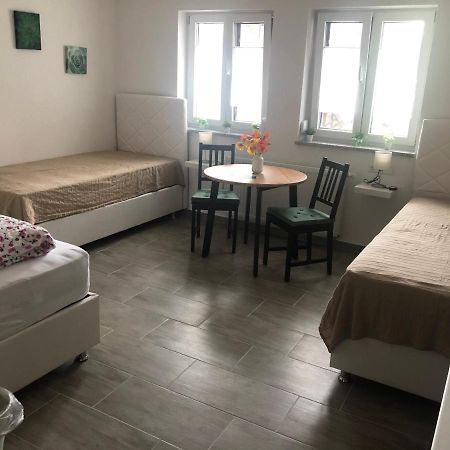 Gaestehaus Glock Marbach am Neckar Esterno foto