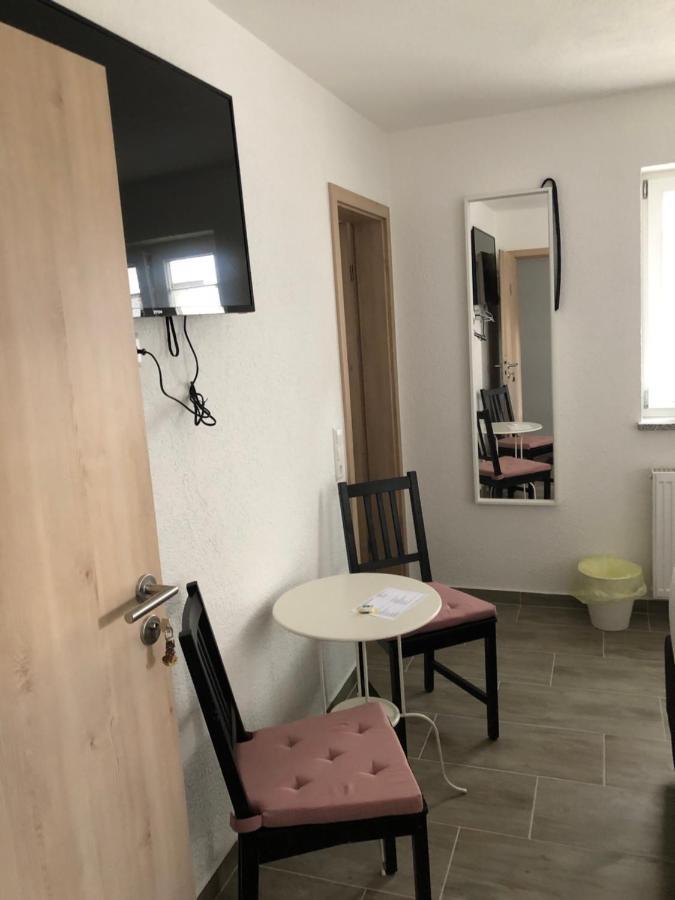 Gaestehaus Glock Marbach am Neckar Esterno foto