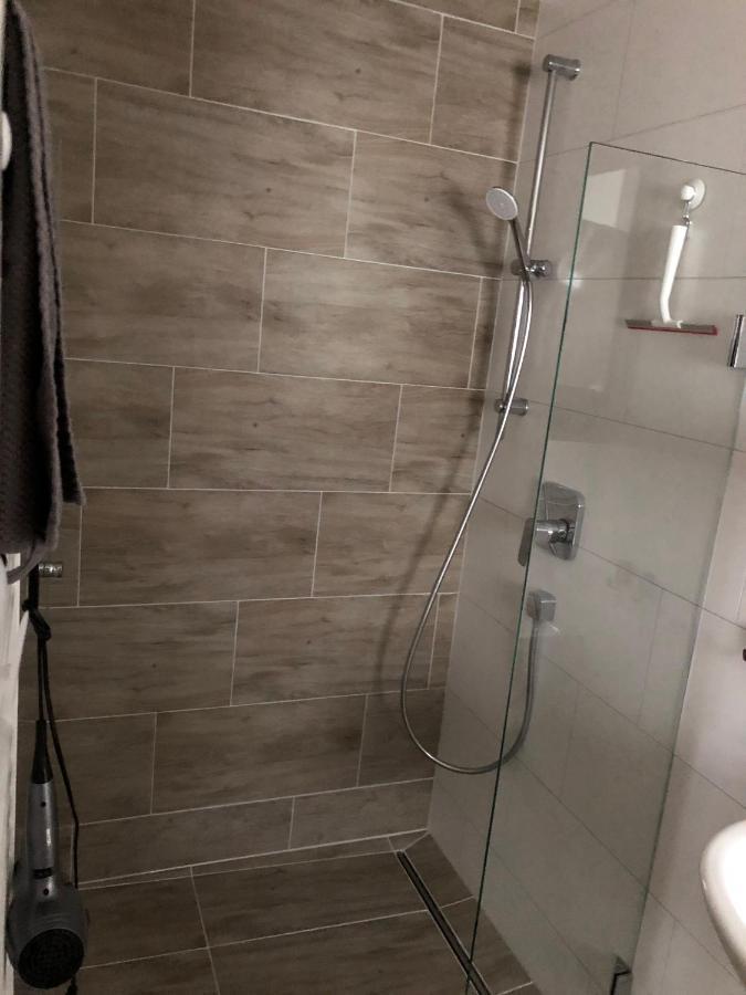 Gaestehaus Glock Marbach am Neckar Esterno foto